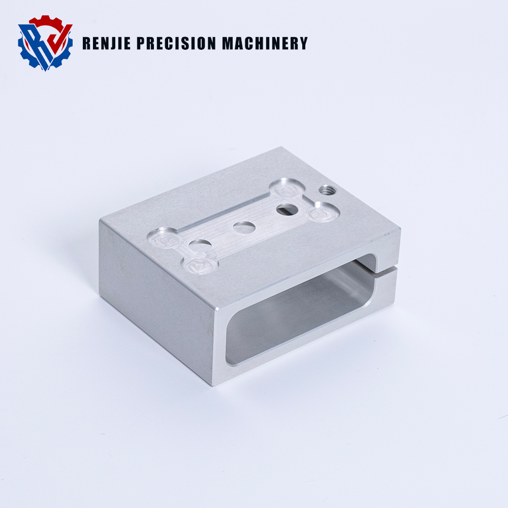 Металлический корпус